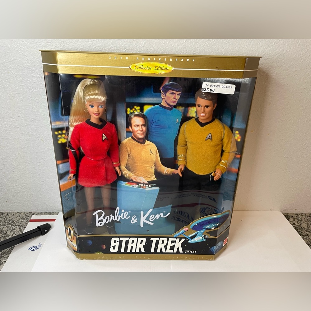 1996 Star Trek Barbie and Ken doll
